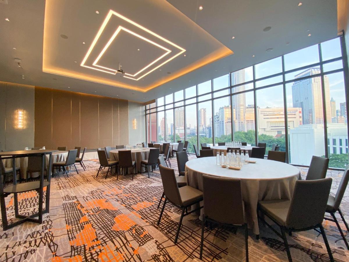 Chatrium Grand Bangkok Exterior photo The 39th floor of the hotel