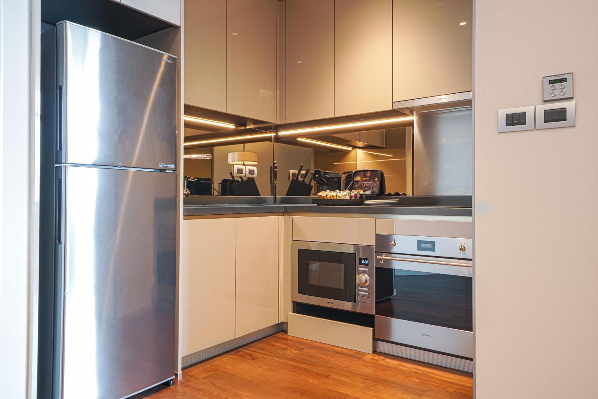 Chatrium Grand Bangkok Exterior photo A modern kitchen